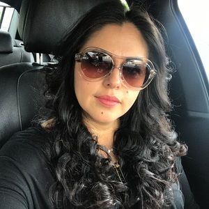 Meet your Posher, Patricia